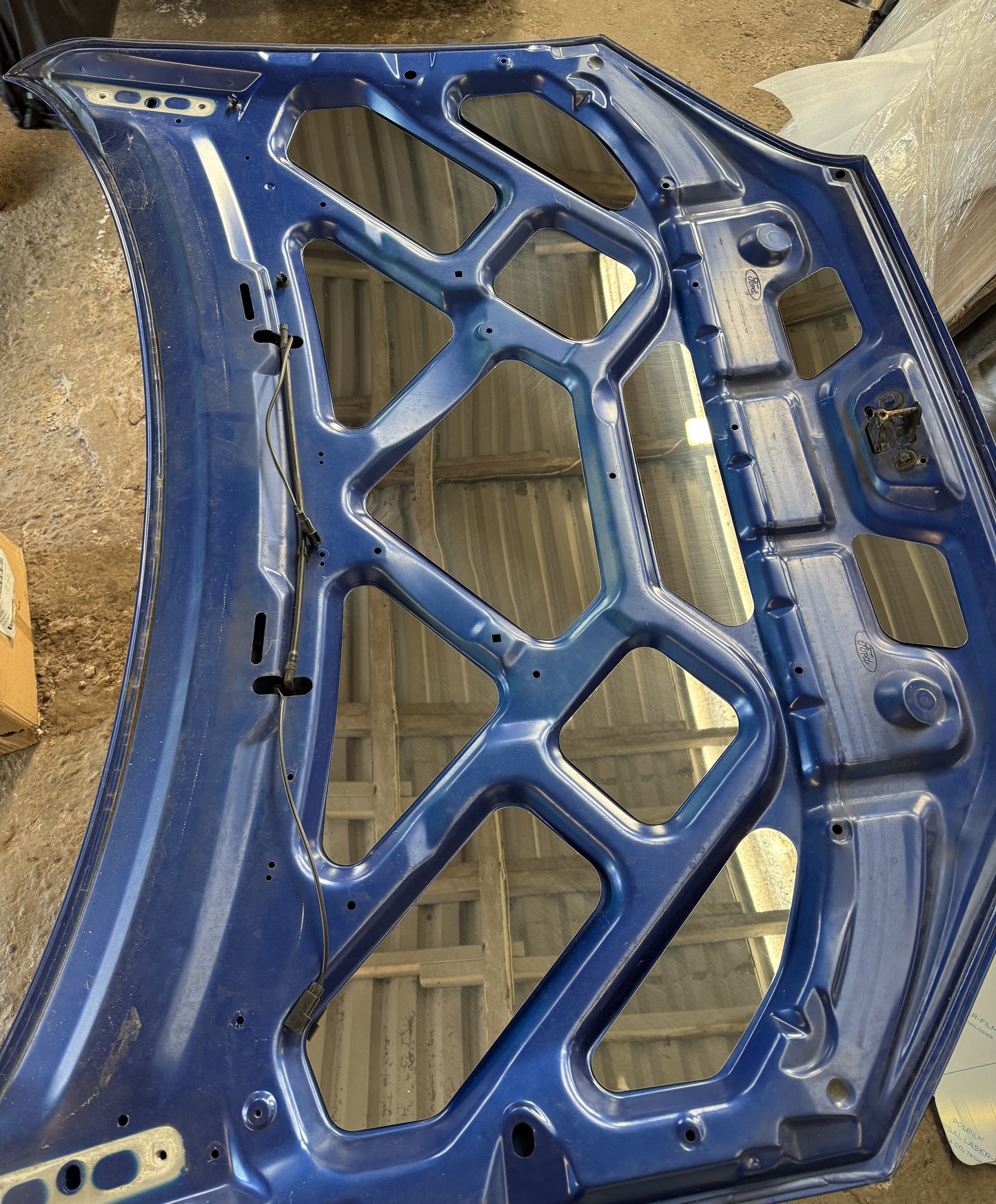Ford Mondeo Mk 3 ST220 / ST TDCI Bonnet Show Mirrors