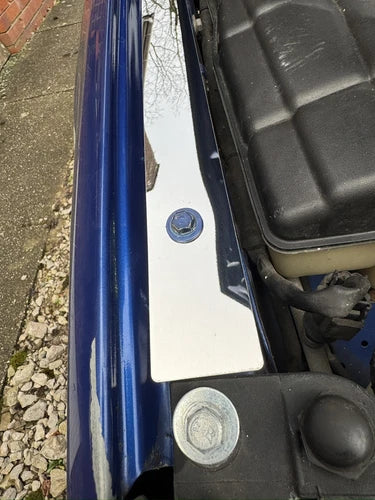 Ford Mondeo Mk 3 ST220 / ST TDCI Stainless Steel Polished Inner Wing Strips