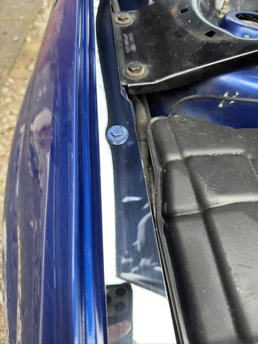 Ford Mondeo Mk 3 ST220 / ST TDCI Stainless Steel Polished Inner Wing Strips