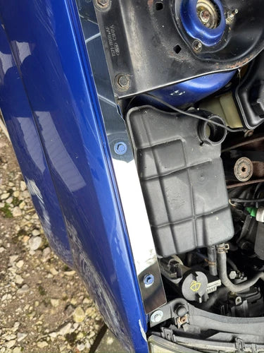 Ford Mondeo Mk 3 ST220 / ST TDCI Stainless Steel Polished Inner Wing Strips